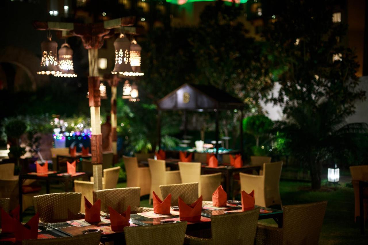Islamabad Serena Hotel Exterior photo